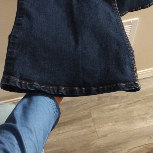 1822 Denim NWOT size 10 dark blue flare leg jeans - Picture 5 of 5